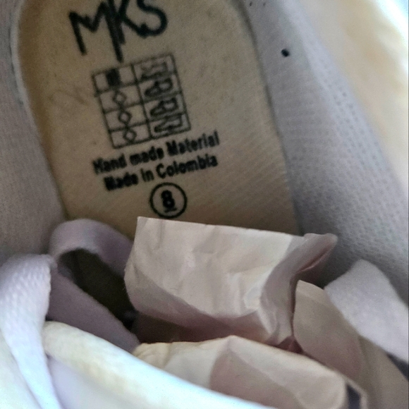 MKS Sneaker Shoes Womens White Red Green 8 - Picture 3 of 10